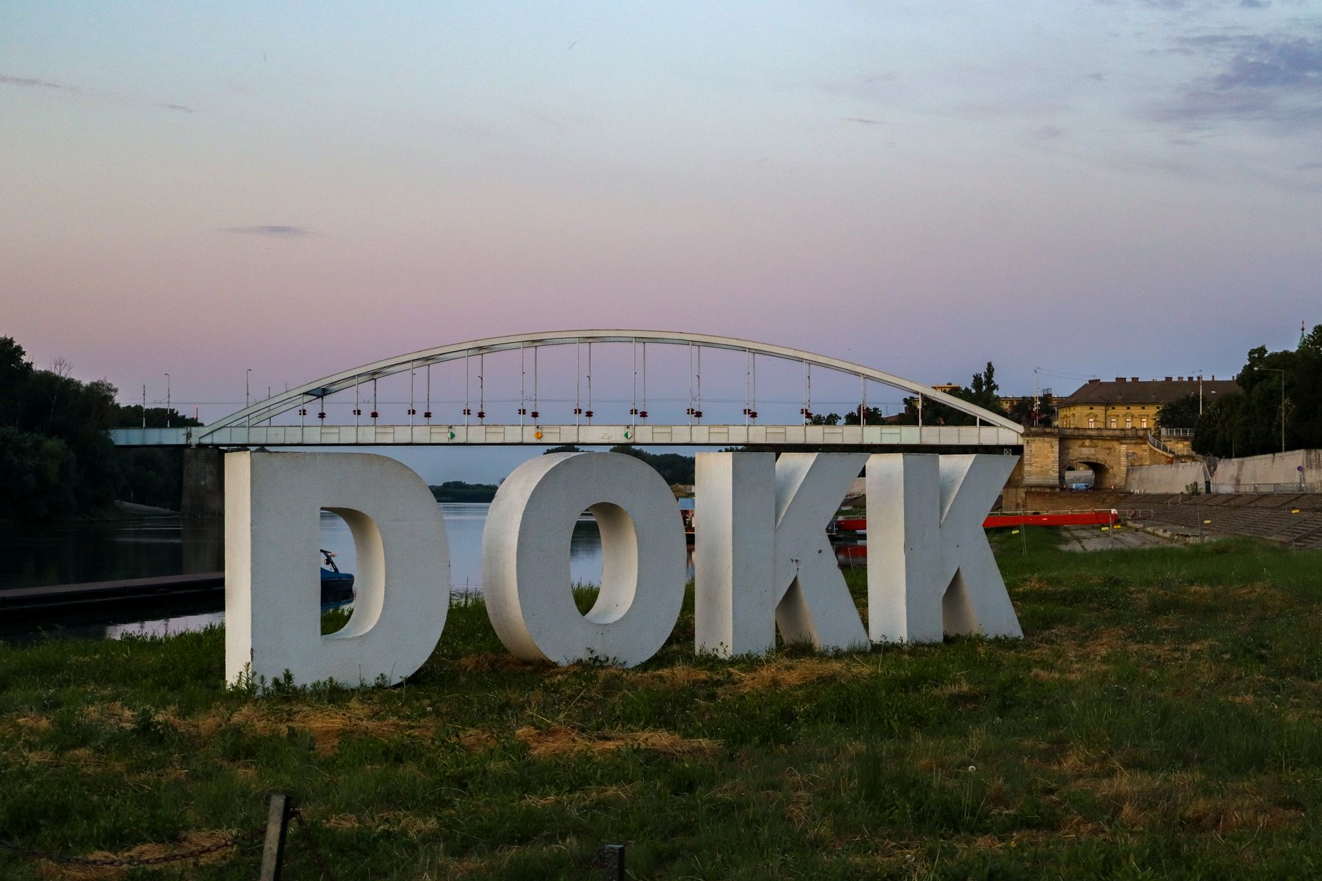 Orbán Tibor Ferenc: A híd csendje